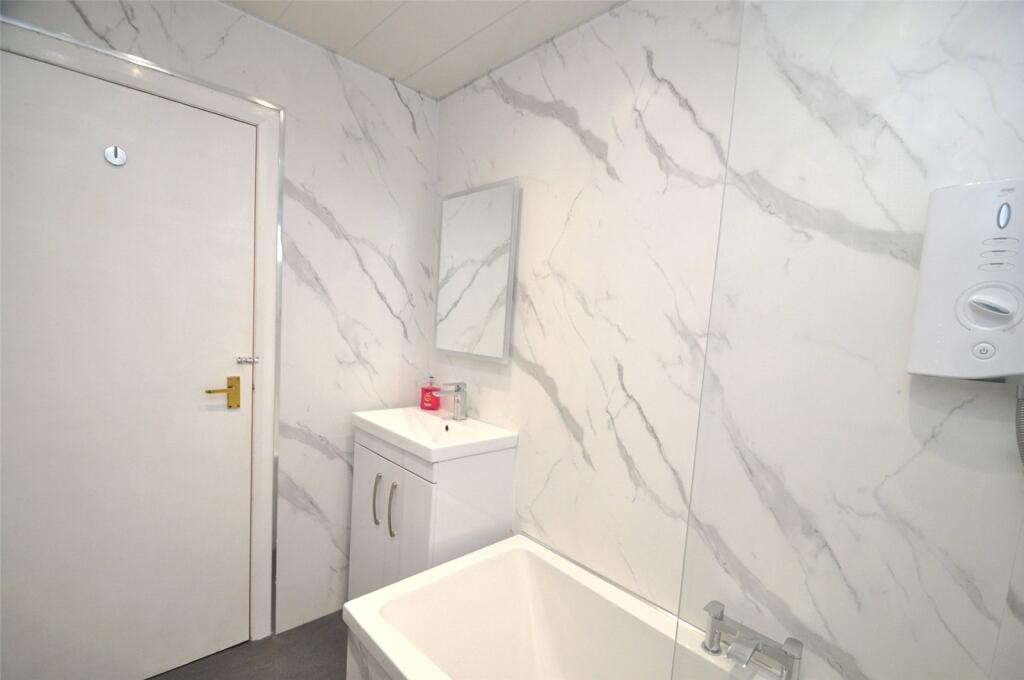 Bathroom (2)