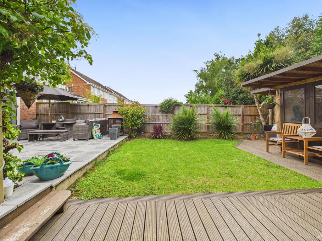 CAM05192G0-PR0090-STILL030