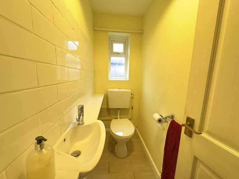 CLOAKROOM
