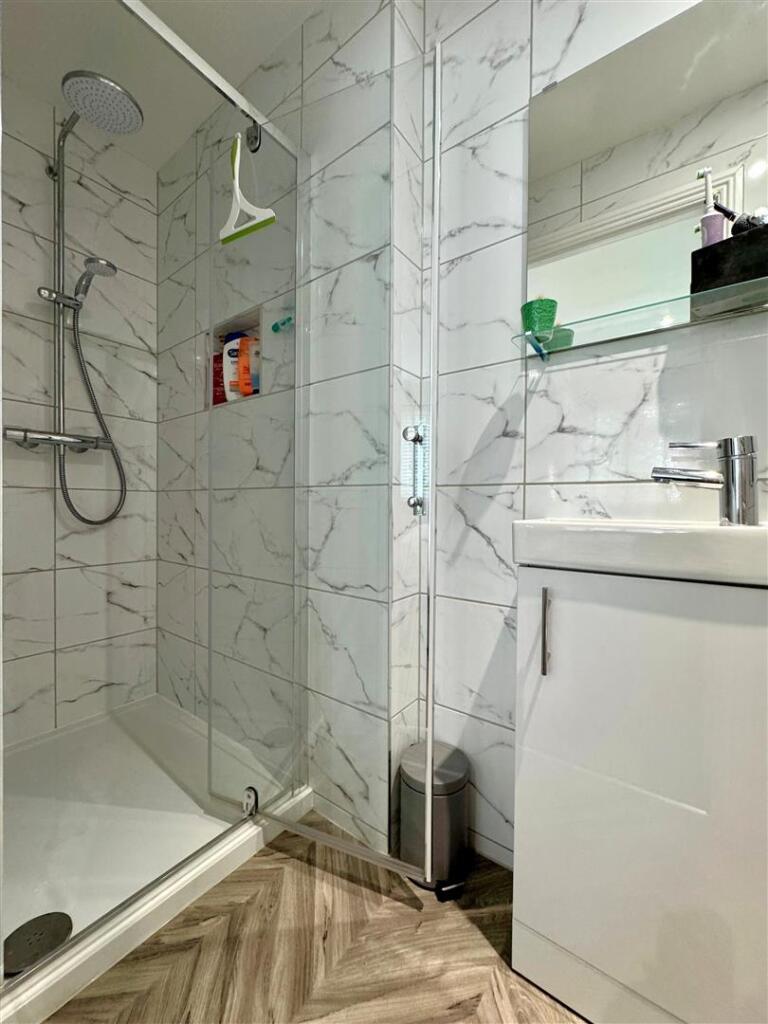 en-suite.jpg