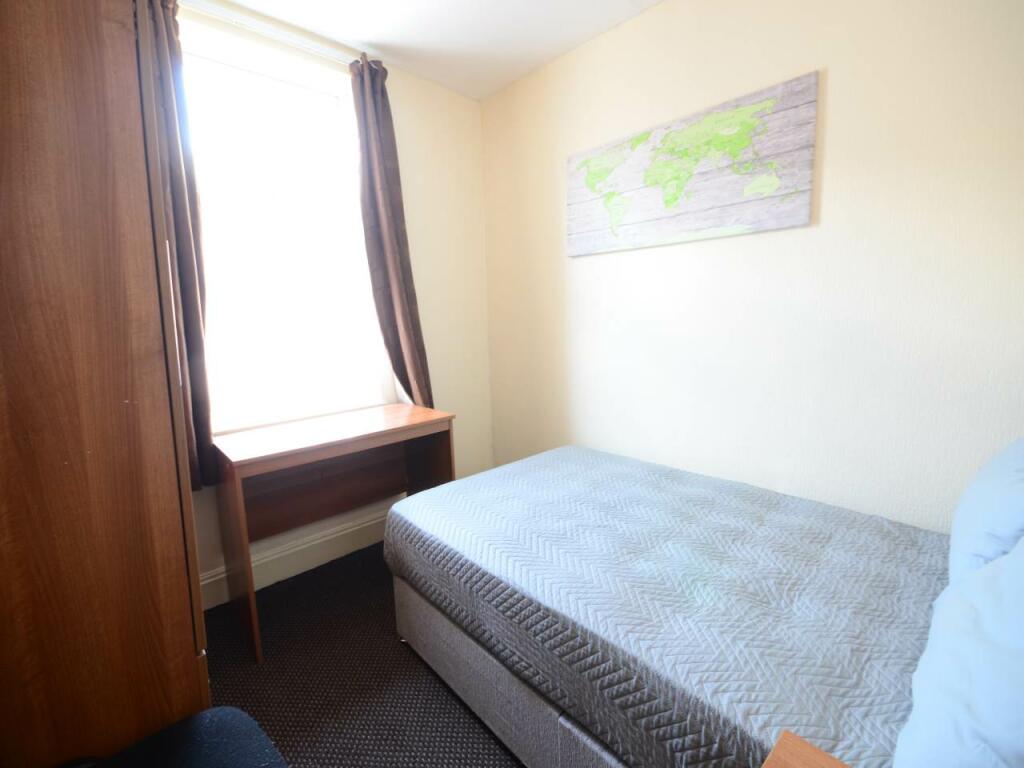 bed 4