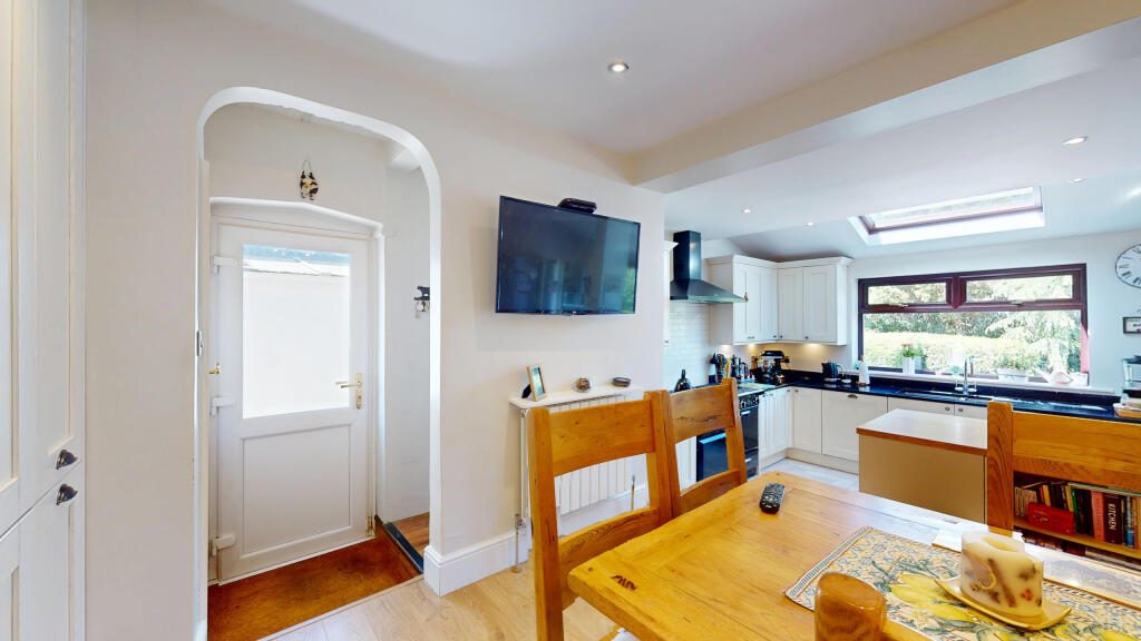 15-Breary-Lane-East-05212025_195854