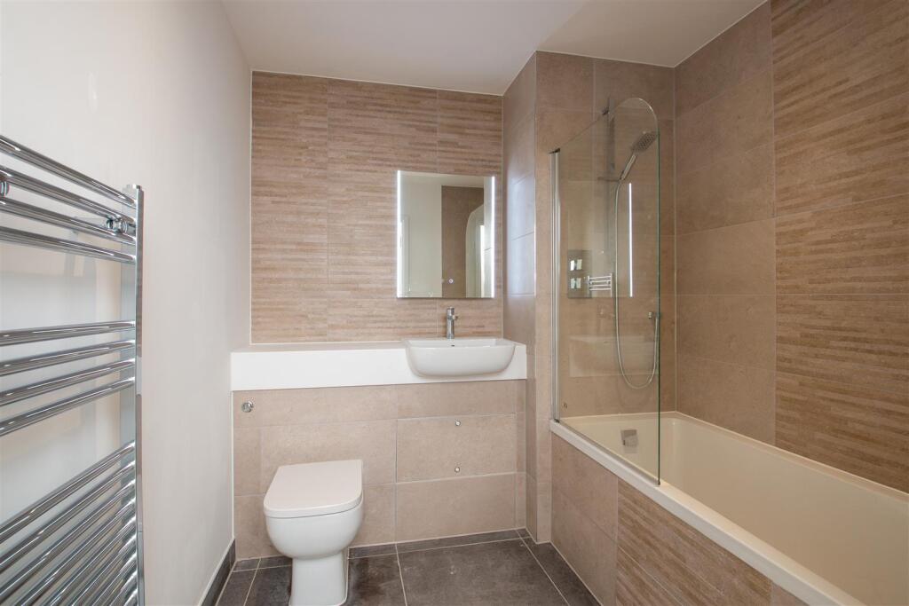 signage core c_6.jpg