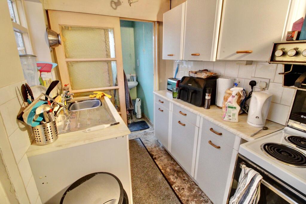 6. Kitchen