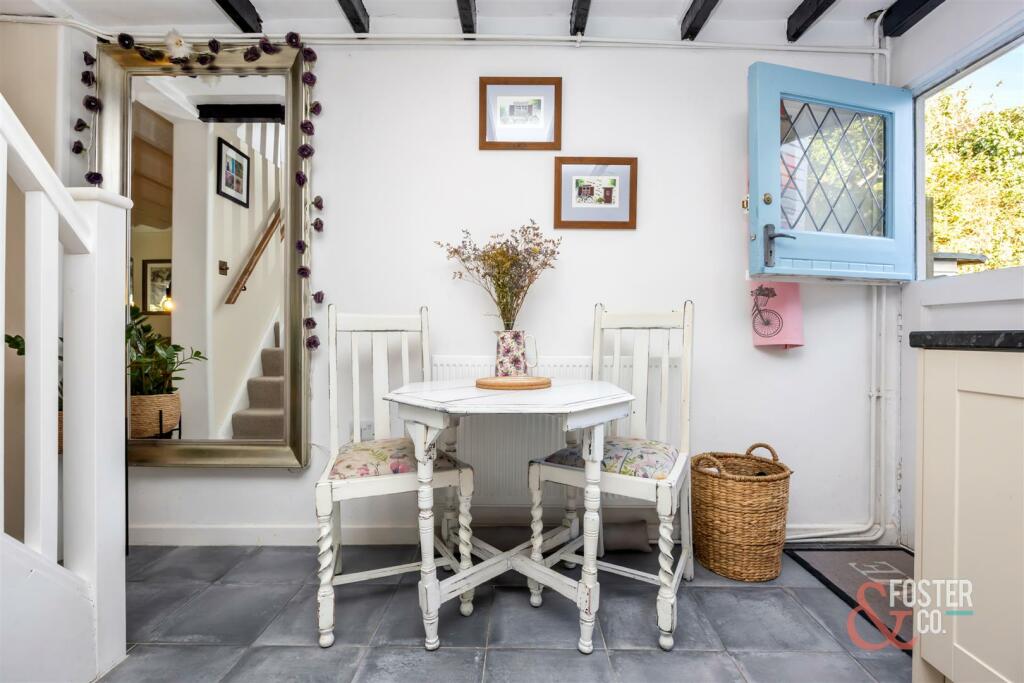 Blackstone Street, Bramble Cottage, 2-017.jpg