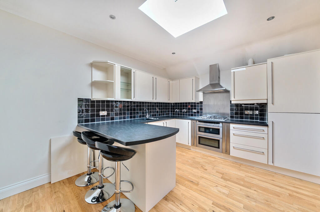 22-681bc6e828eba-...