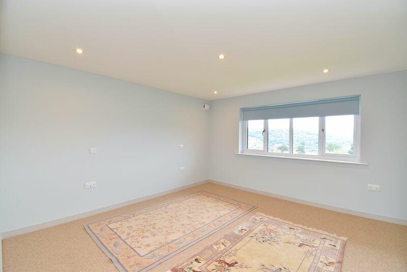 Principal bedroom