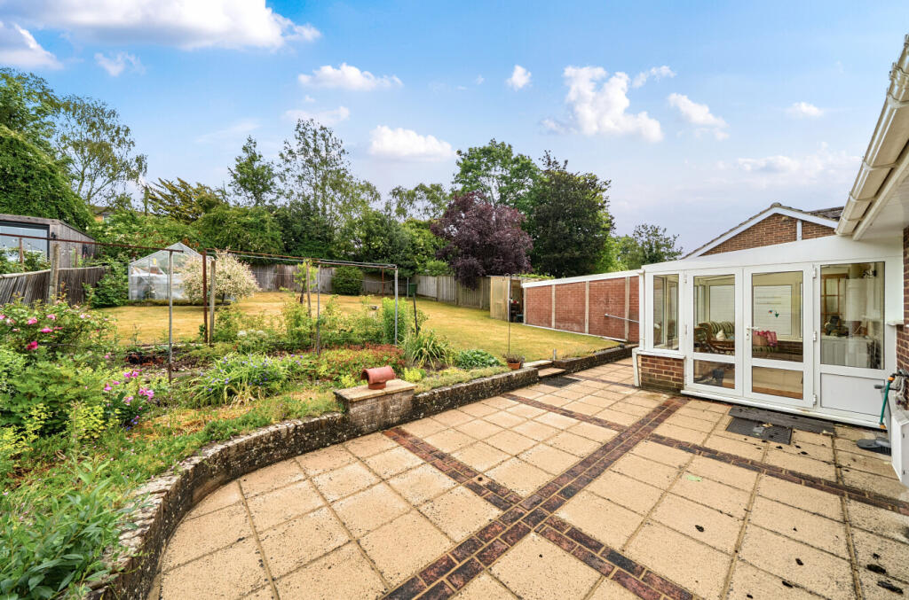 1303761-5-6841868...