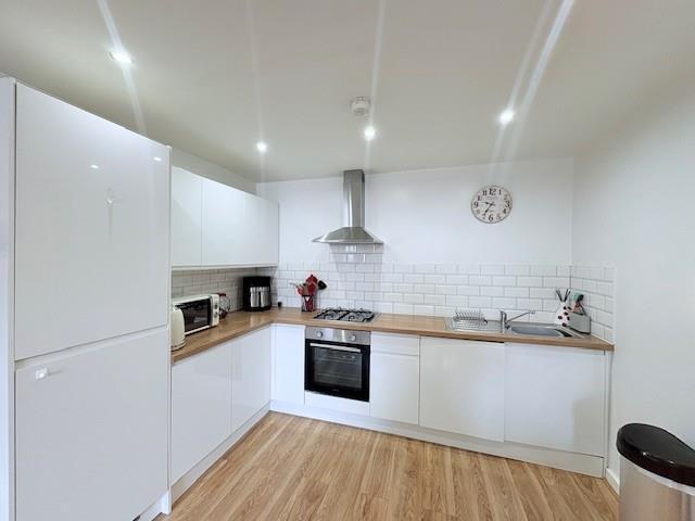 Flat 3 St Marys Kitchen.jpg