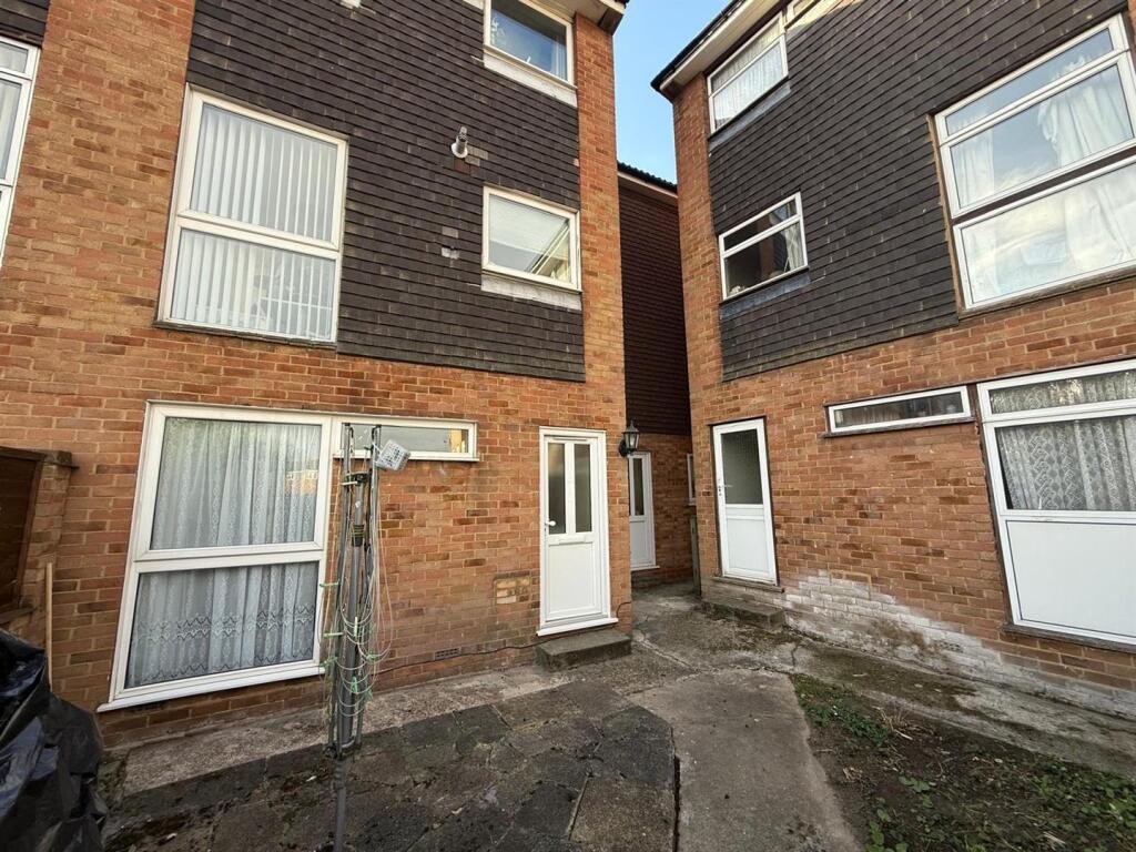 WhatsApp Image 2025-10-09 at 10.08.26.jpeg