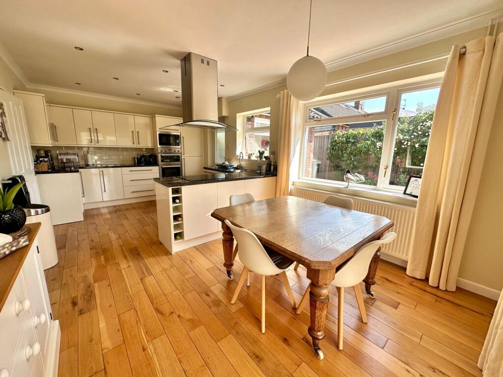 Kitchen / Diner 
