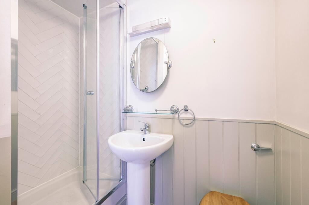 Bedroom One En-suite