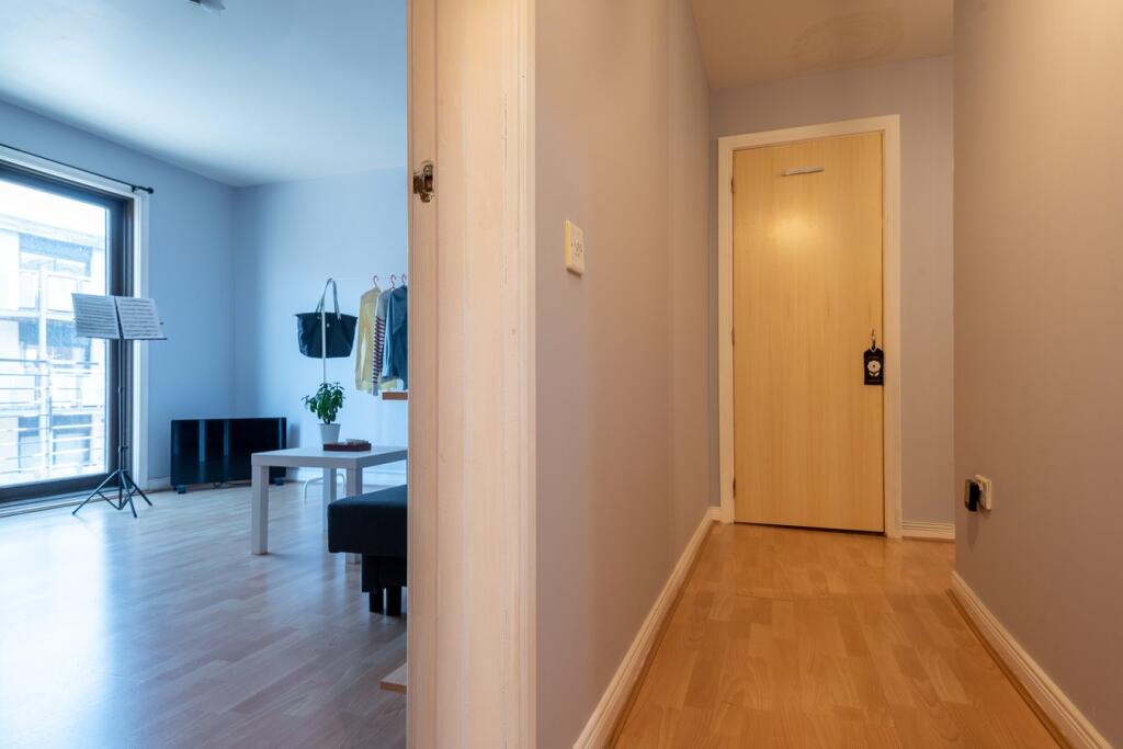 Allan Lane, Dundee, DD1