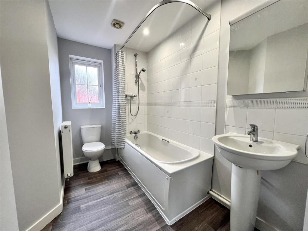 Fieldhouse Court, The Crossings, Stafford, ST17 4FL