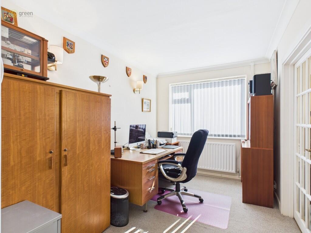 CAM03830G0-PR0137...