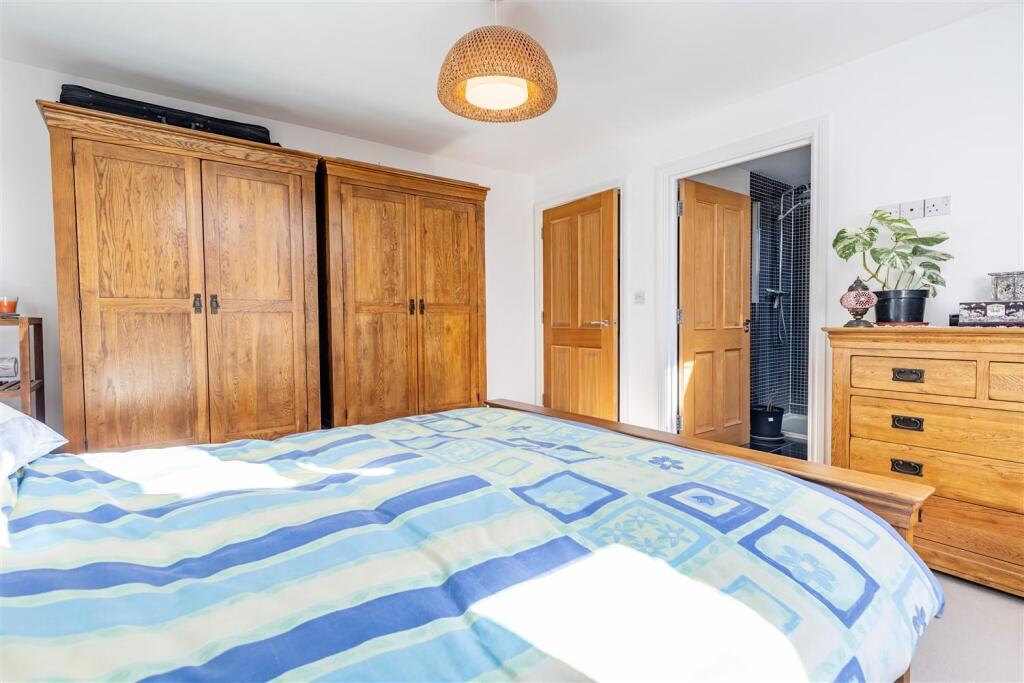 1 Kings wood  (13).jpg