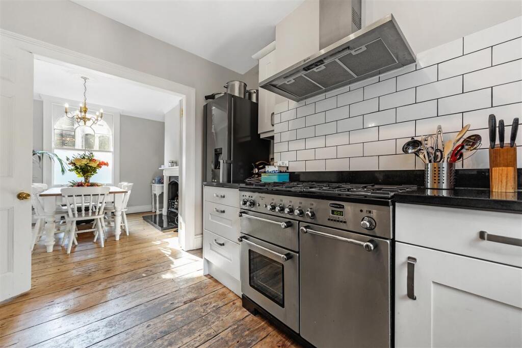 Kitchen/Dining Room
