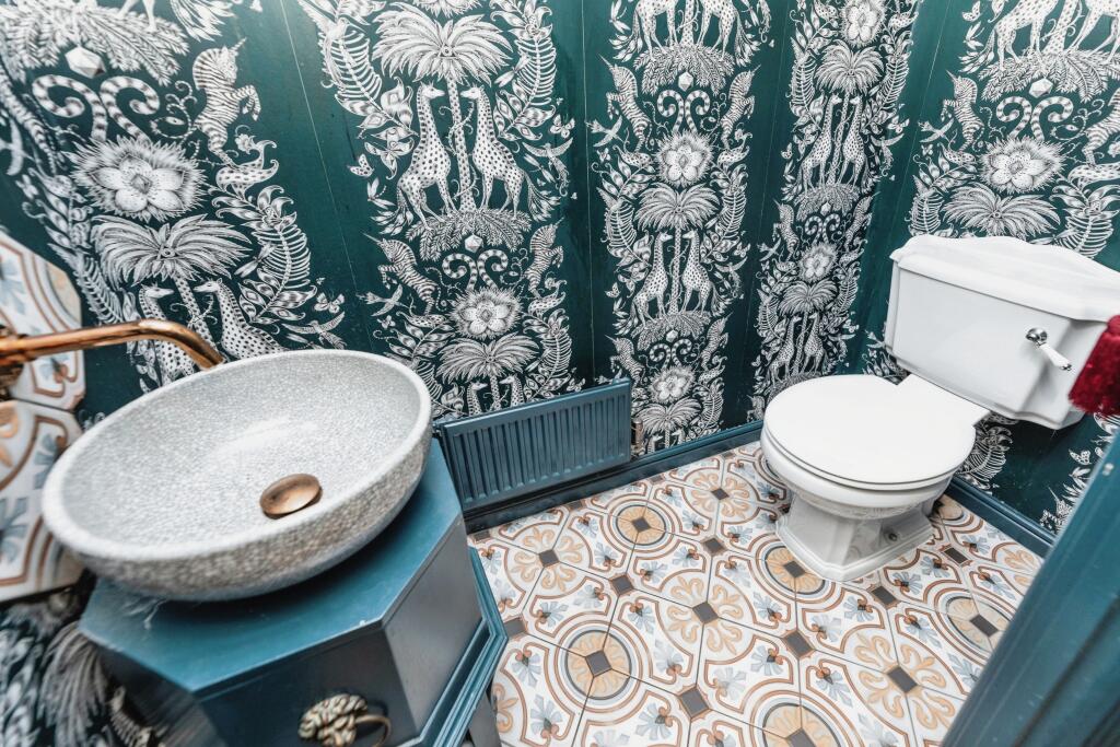 Downstairs Cloakroom