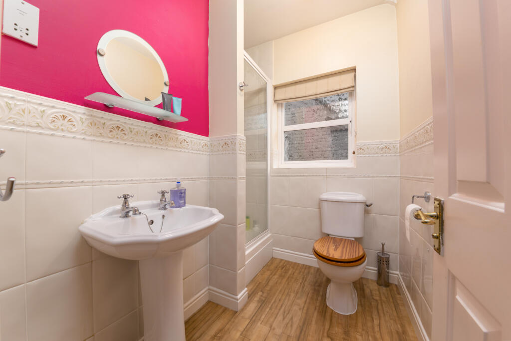 Gues tRoom Ensuite