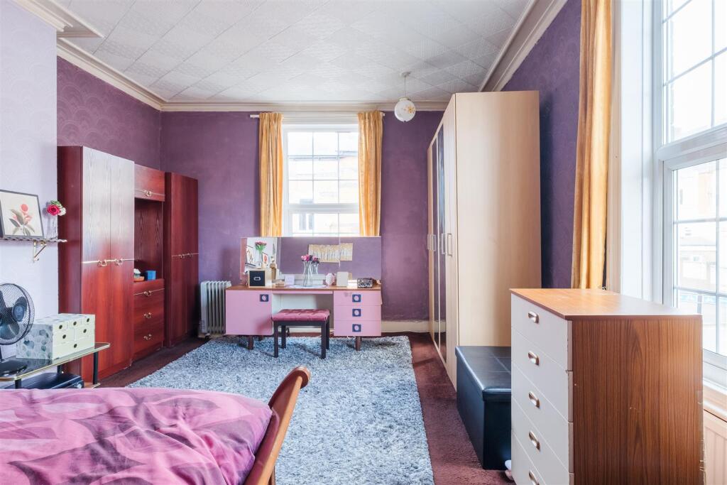 untitled (16 of 25).jpg