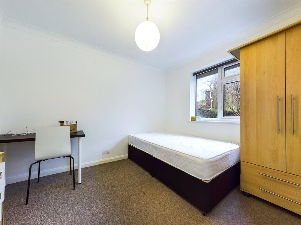 Bedroom-To-Rent