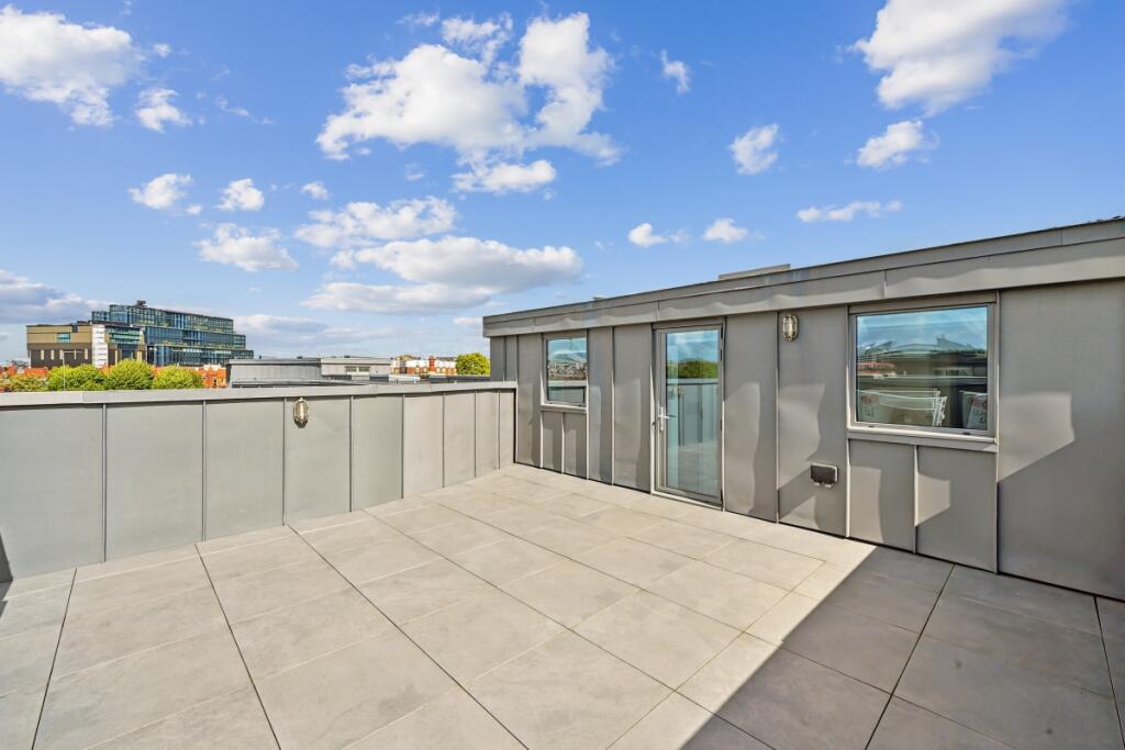 Penthouse Flat 5,...