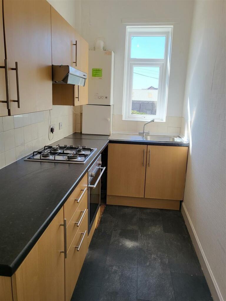7 Gladstone Road Kitchen1.jpg