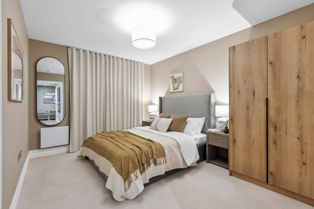 Show Apartment Bedroom