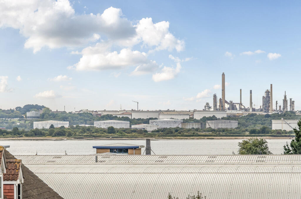 1347519-5-68b9b29...