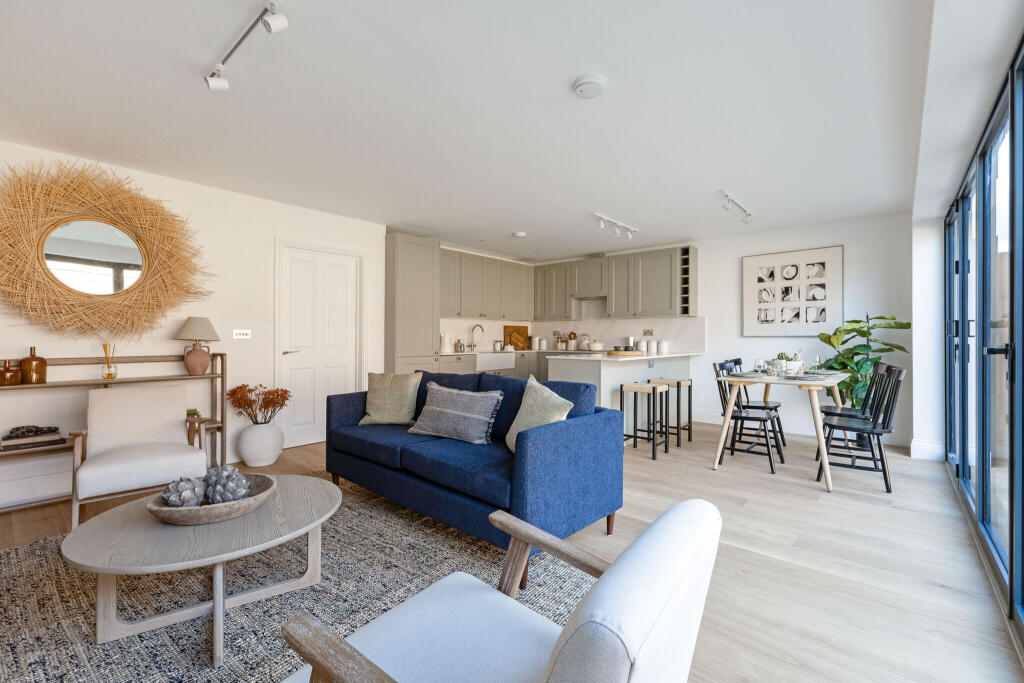 Open plan kitchen/ dining/ living