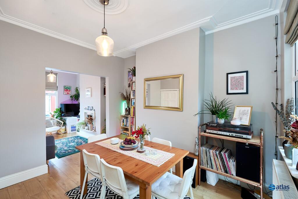 Living Room / Dining Room