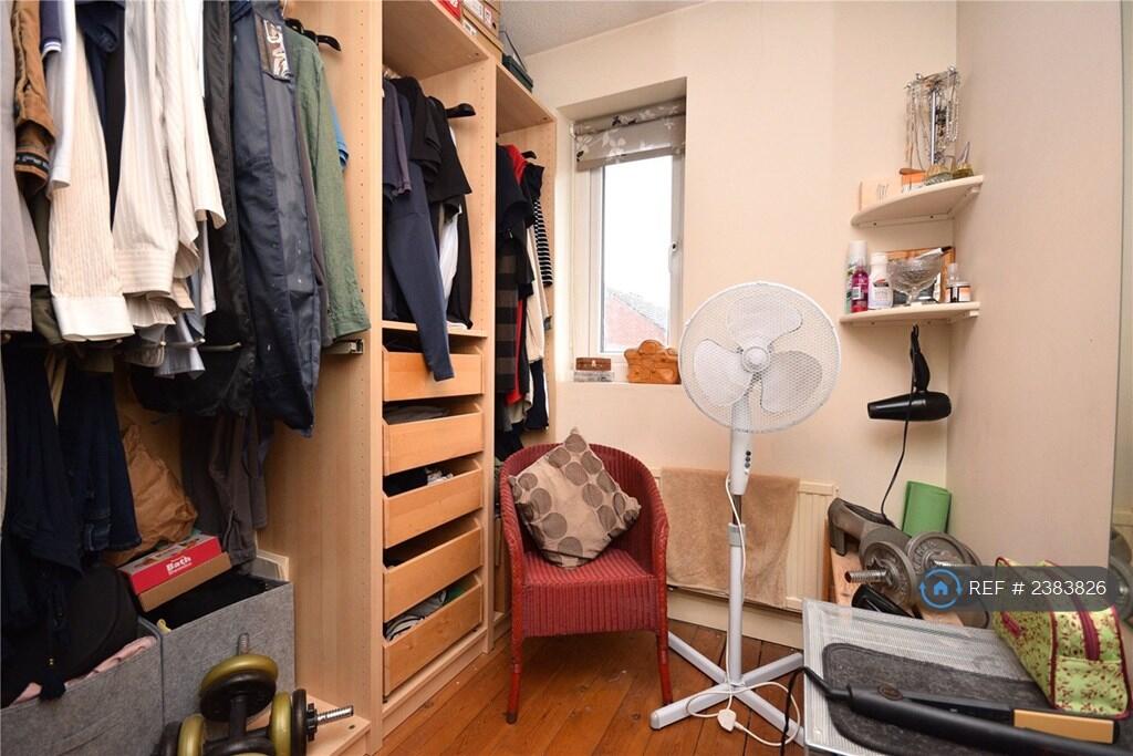 Small Bedroom