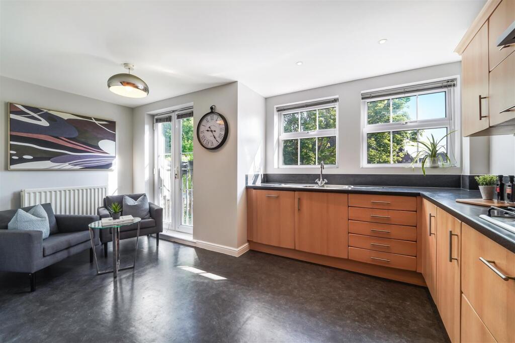 HORTON CRESCENT (8).jpg