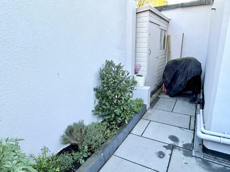 Photo 35