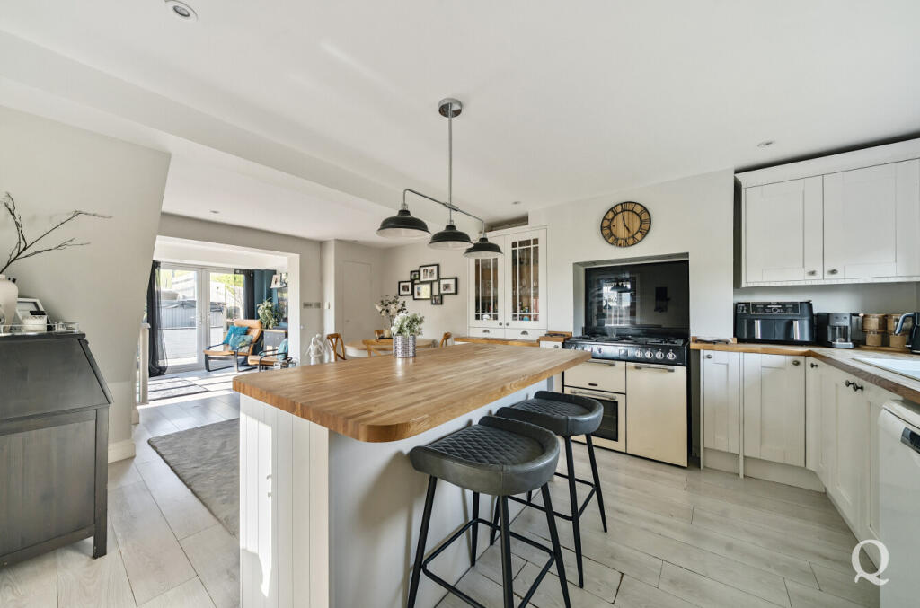 1e8568ea-7448-44c...