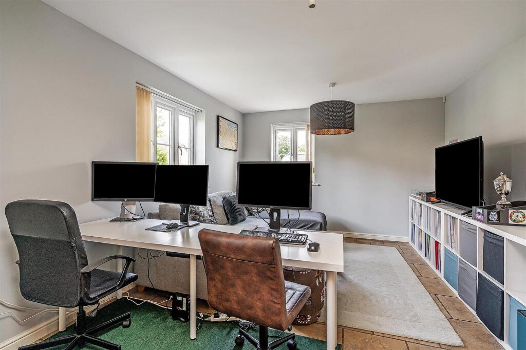 294 Wharf Lane-4_lo.jpg