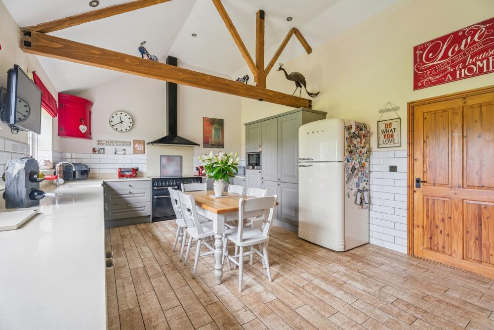 DSC06769-80f60f0e3a83c6becc252d18dba67baa - 800px.