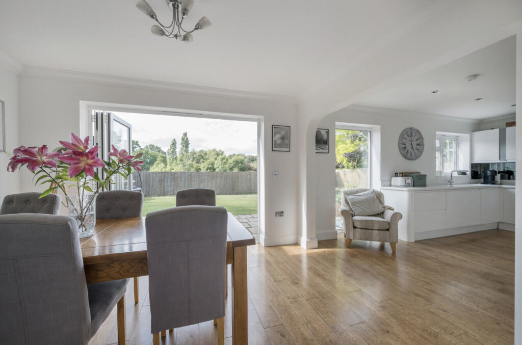 1307203-18-684b09...