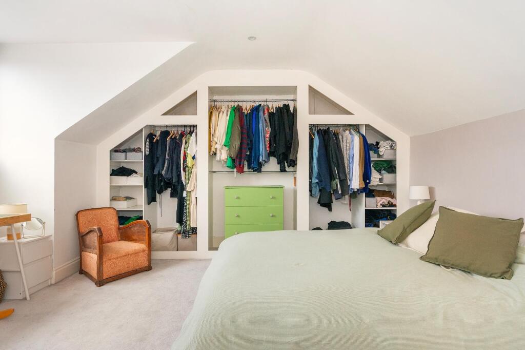 T4F0FHRKE - Bedroom F.jpg