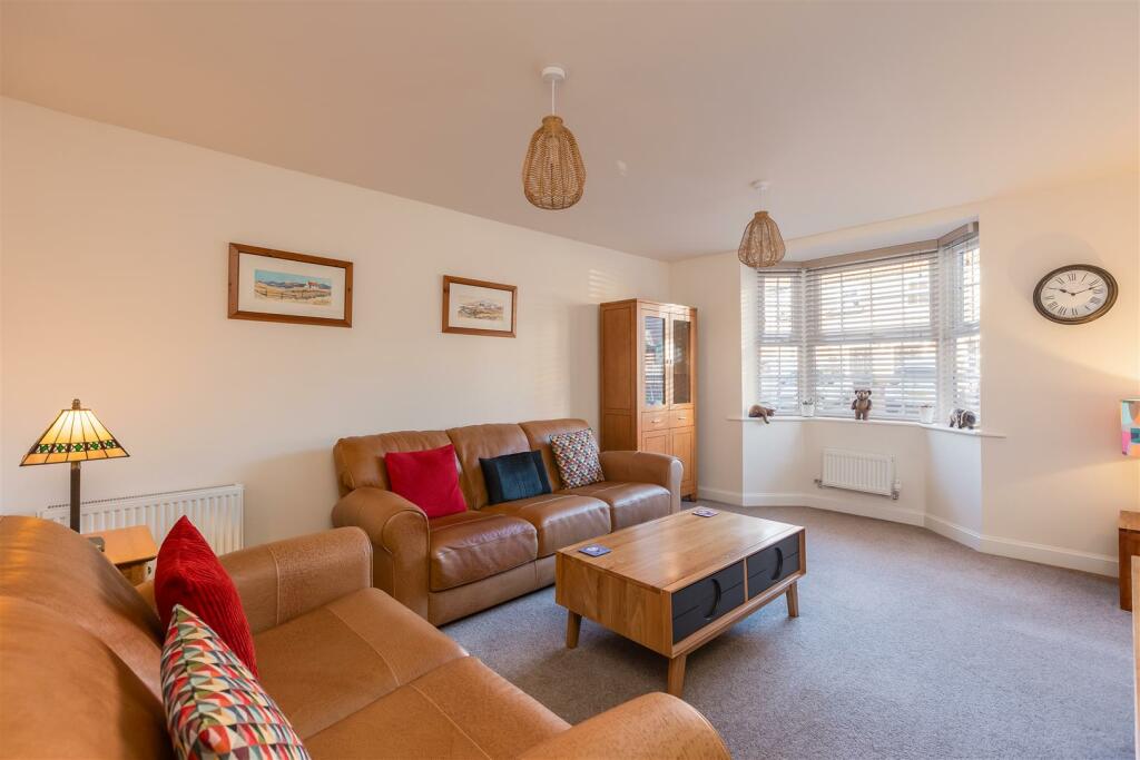 Derwent Road 85 Sitting Room-1.jpg