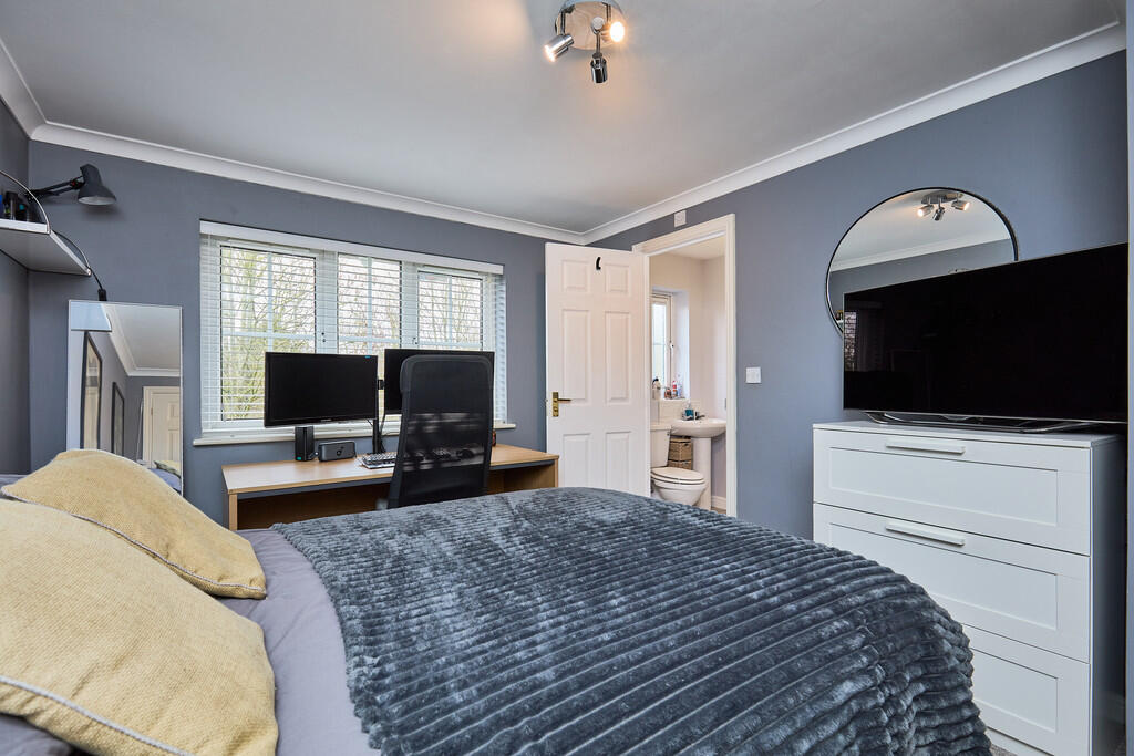 Edward Knight 202...