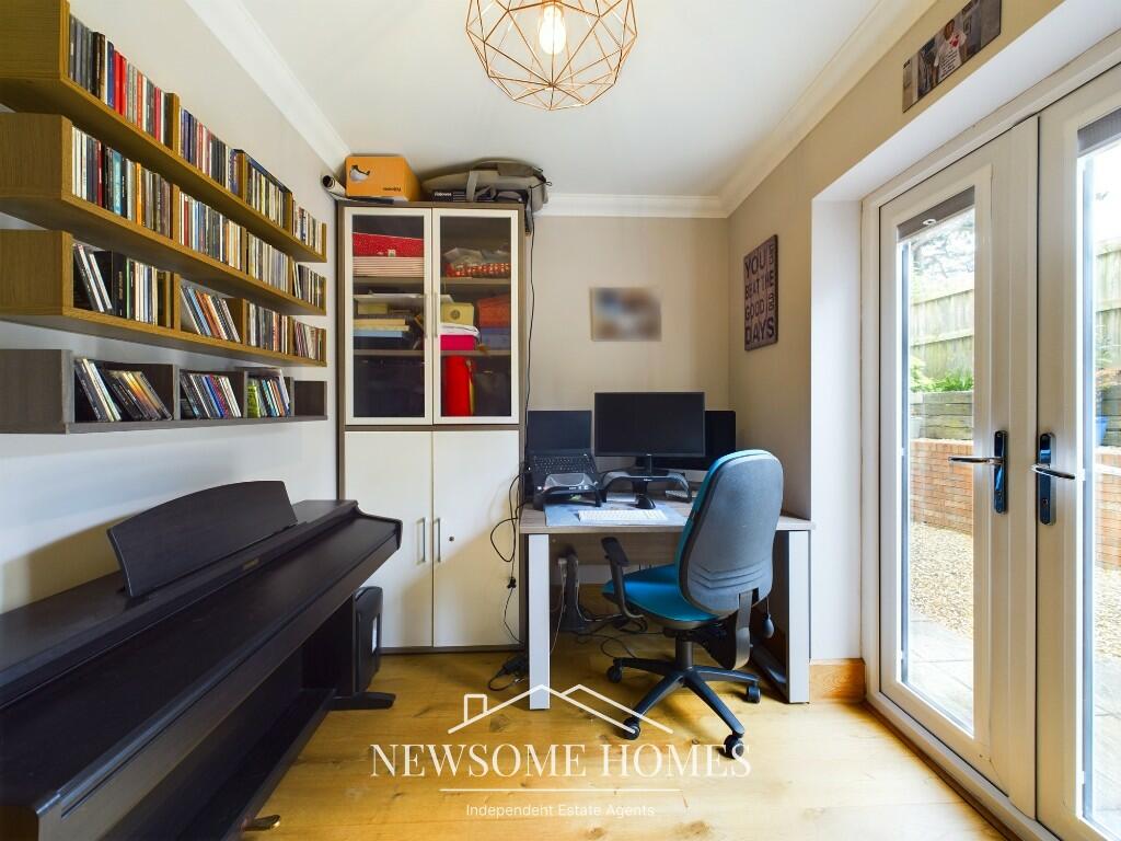 Study/ Play Room
