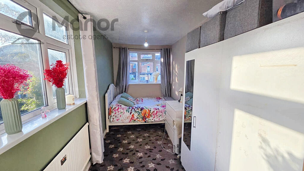 WhatsApp Image 2025-11-19 at 11.34.25 (2)