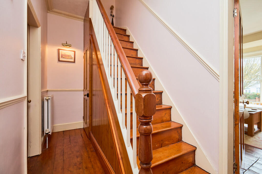 Edward Knight 202...