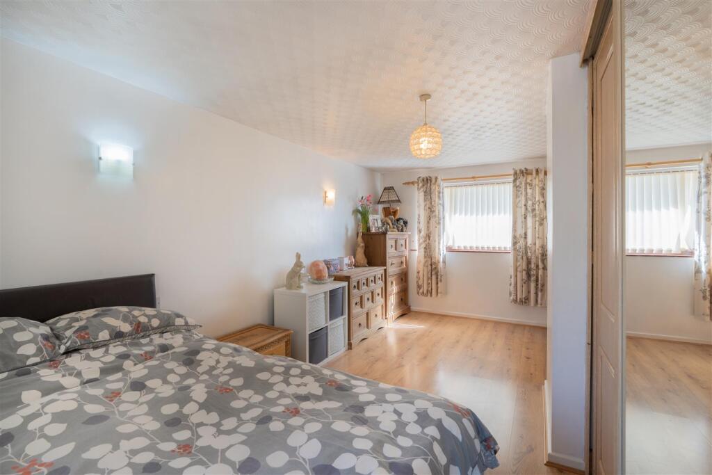 1 Oathills Drive-13.jpg