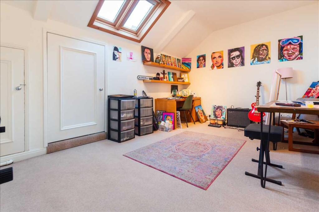 BEDROOM FIVE