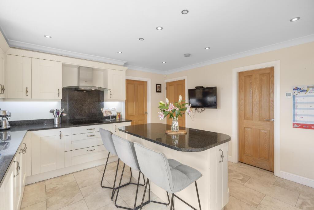 Kitchen 3