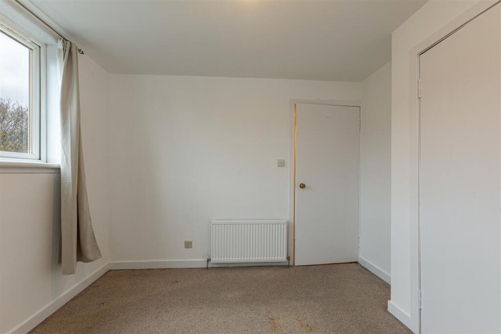 9 Millburn Place Selkirk 25.JPG