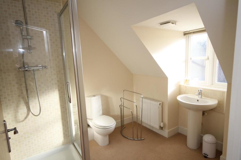 En-suite-(Copy).jpg