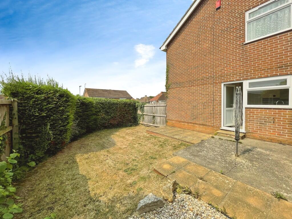 0e30dba3-garden 2...